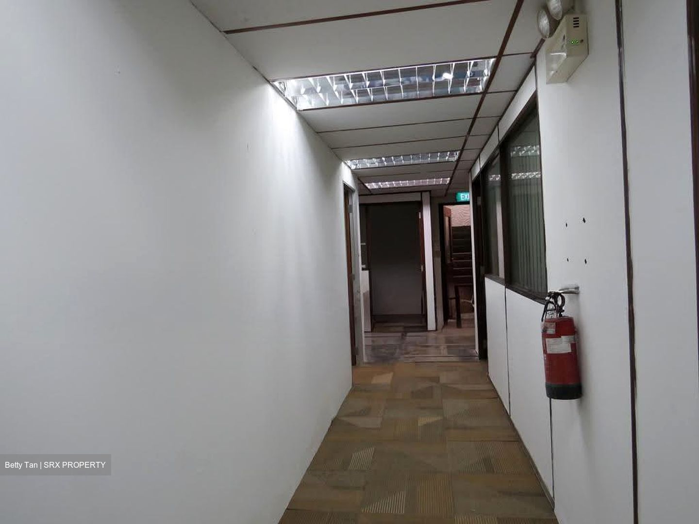 Hong Heng Garden (D26), Office #615093681
